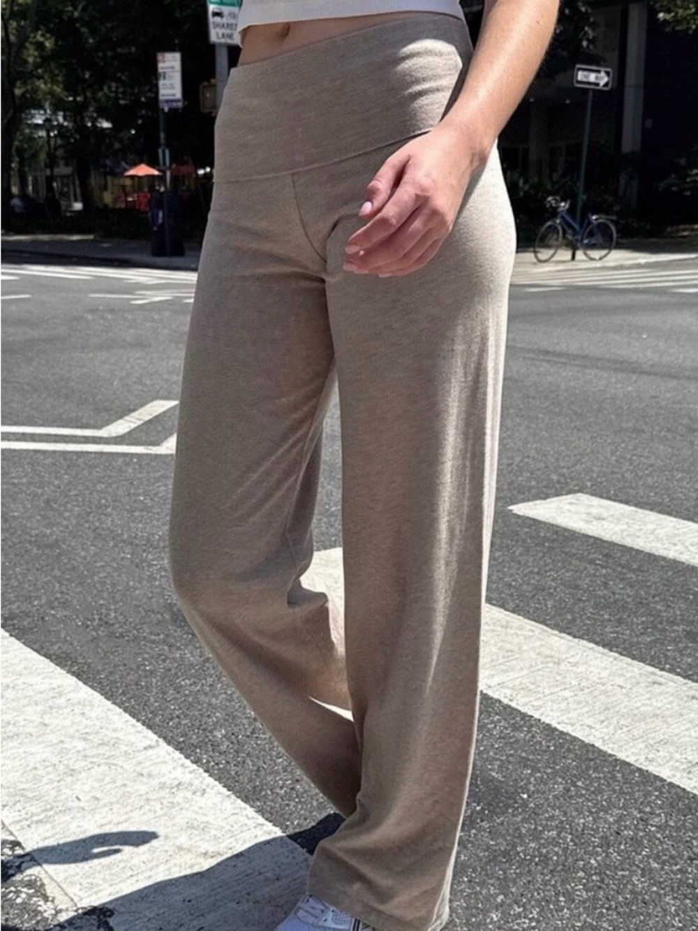 Brandy Melville Abercrombie & Fitch Beige marled Priscilla wide leg pant hoodie